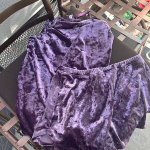 Soma size S Purple Velvet Lounge Set